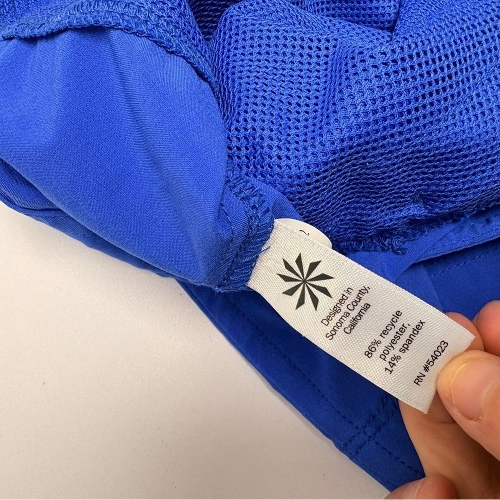 Athleta Women's size 2 Vibrant Blue Cargo Shorts Athletic activewear summer - Picture 8 of 10